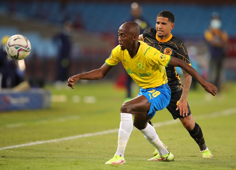 Peter Shalulile (left) of Mamelodi Sundowns won the DStv Premiership's player of the month award for April and Kaizer Chiefs' Keagan Dolly (right) won goal of the month.