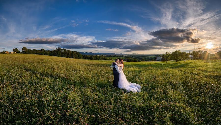 Wedding photographer Lukáš Zabystrzan (lukaszabystrz). Photo of 6 August 2017