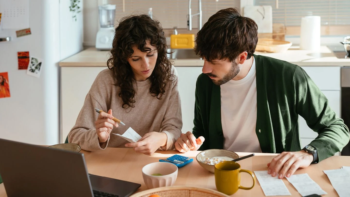 Avoid Awkward Money Talks with a Bill Splitting App