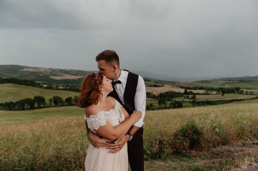 Nhiếp ảnh gia ảnh cưới Kristina Shatkova (kristinashatkova). Ảnh của 20 tháng 10 2019
