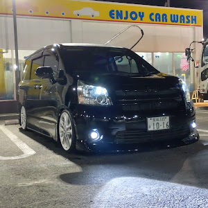 ノア ZRR70W