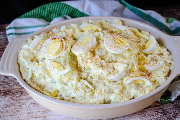 Mama's Old-Fashioned Potato Salad - Dee Dee's