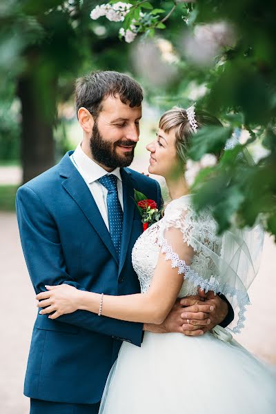 Fotógrafo de casamento Aleksandra Kudrina (girlweb). Foto de 1 de julho 2017