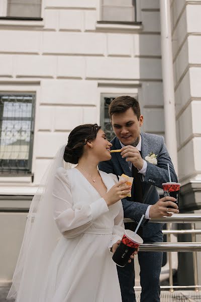 Fotografo di matrimoni Kseniya Ulyanova (ksyuhanichka35). Foto del 10 ottobre 2023