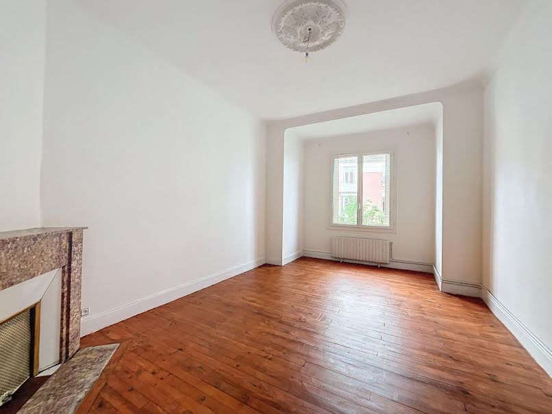 Location  appartement 3 pièces 70 m² à Clermont-Ferrand (63000), 795 €