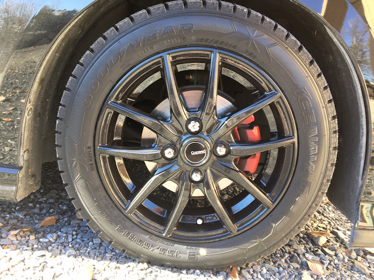 Nボックスカスタムのホイール交換・タイヤに関するカスタム事例の投稿画像1枚目