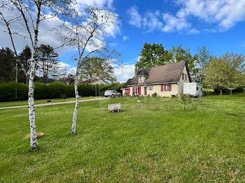 maison à Saint-Sauveur-en-Puisaye (89)