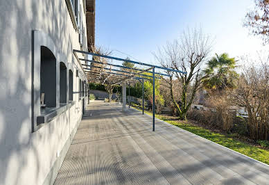 Maison avec jardin et terrasse 4