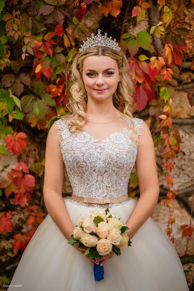 Fotógrafo de casamento Evgeniya Fomenok (djymana). Foto de 13 de fevereiro 2017