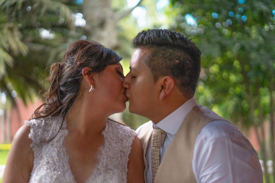 Wedding photographer Ruth Mora (ruthphoto). Photo of 6 October 2019