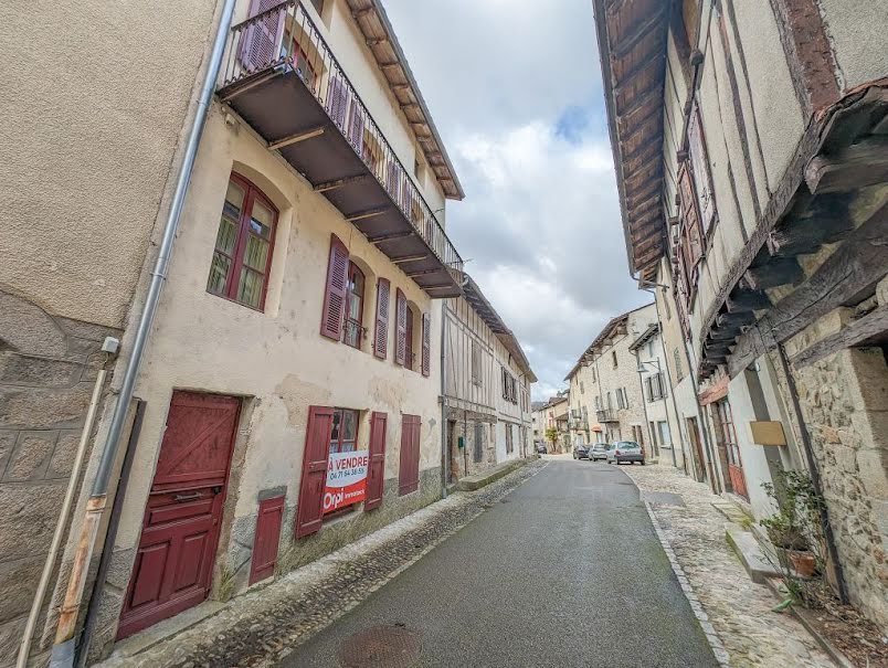 Vente maison 5 pièces 80 m² à Laroquebrou (15150), 54 000 €