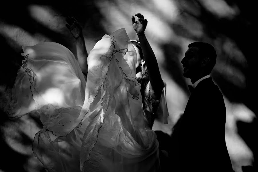 Fotógrafo de casamento Adina Vulpe (jadoris). Foto de 12 de janeiro 2020