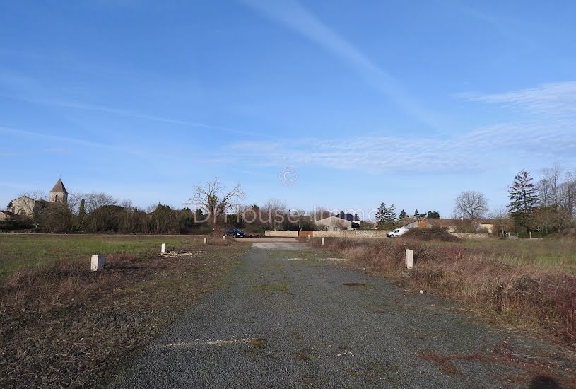  Vente Terrain agricole - 364m² à Saint-Sauvant (86600) 