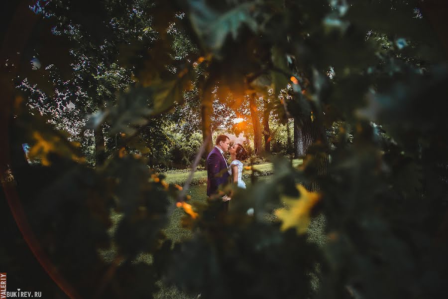 Bryllupsfotograf Valeriy Bukirev (bukirev). Bilde av 22 april 2016