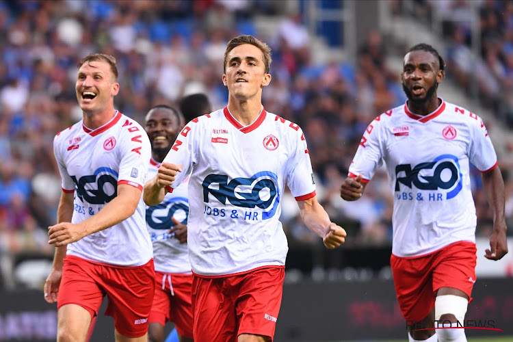 Julien De Sart, impliqué dans les trois buts,est satisfait de la solidité à Seraing