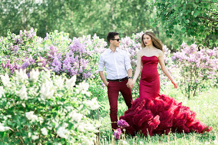 Fotógrafo de casamento Ekaterina Tuchkova (tuchkakaty). Foto de 5 de julho 2016