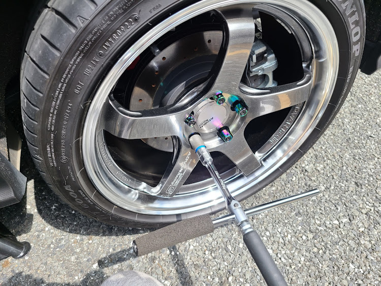 WRX S4のGW・5月もよろしくお願いします・ホイール交換・G025・アドバン GT BEYONDに関するカスタム事例の投稿画像3枚目