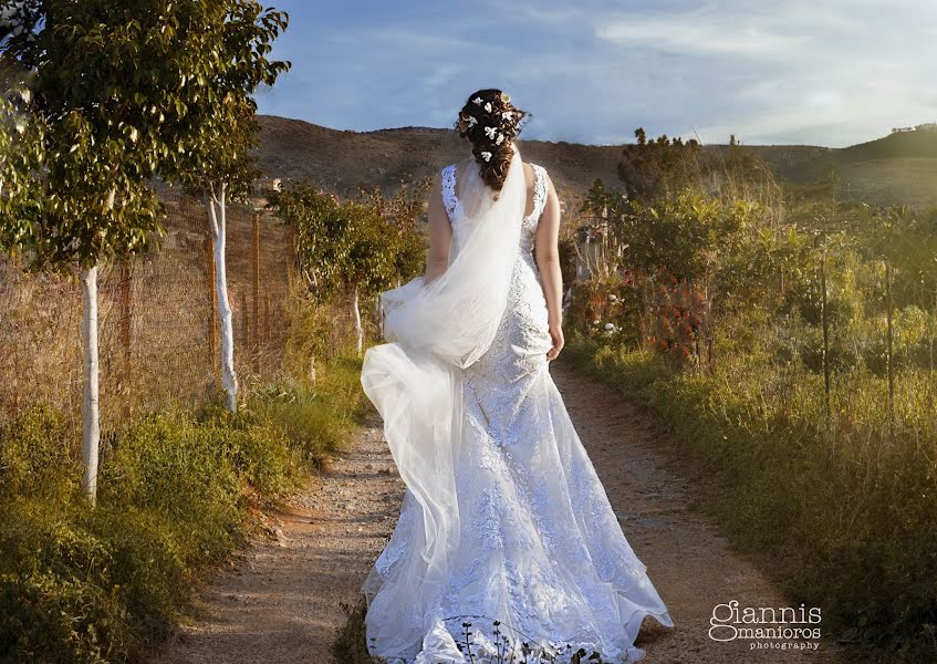 Wedding photographer Giannis Manioros (giannismanioro). Photo of 8 March 2016