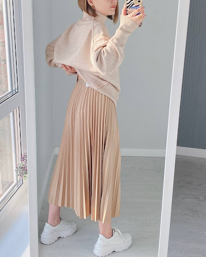 Title 17, Womens Casual Versatile Pleated Organ Skirt. A...