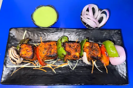 Paneer Chilli Garlic Tikka