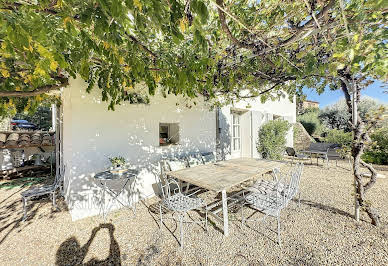 Villa with pool and terrace 10