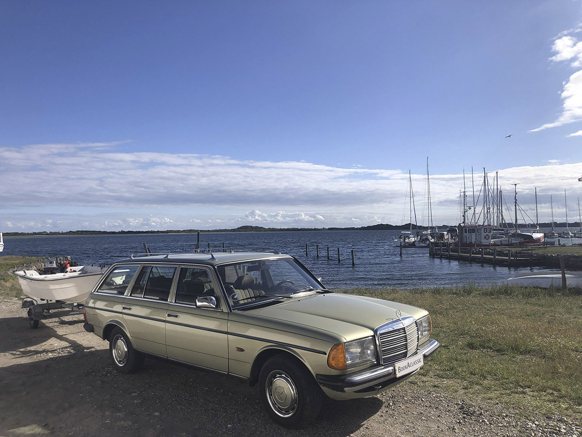 Mercedes Benz W123 200t Hire Aarhus C