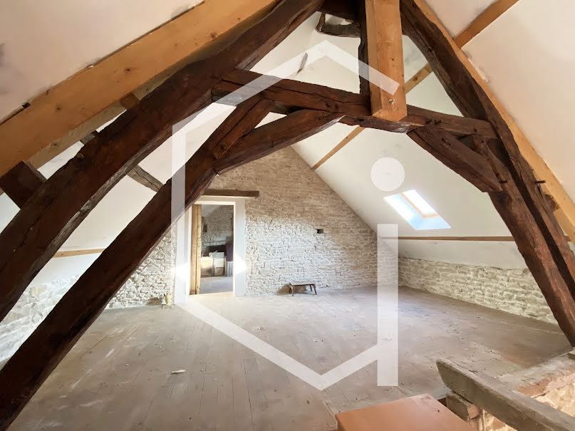 Vente maison 4 pièces 160 m² à Jalognes (18300), 129 000 €