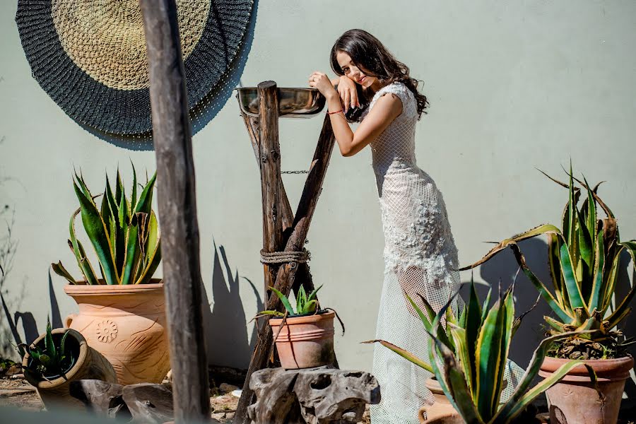 Fotógrafo de casamento Florin Belega (belega). Foto de 13 de julho 2022