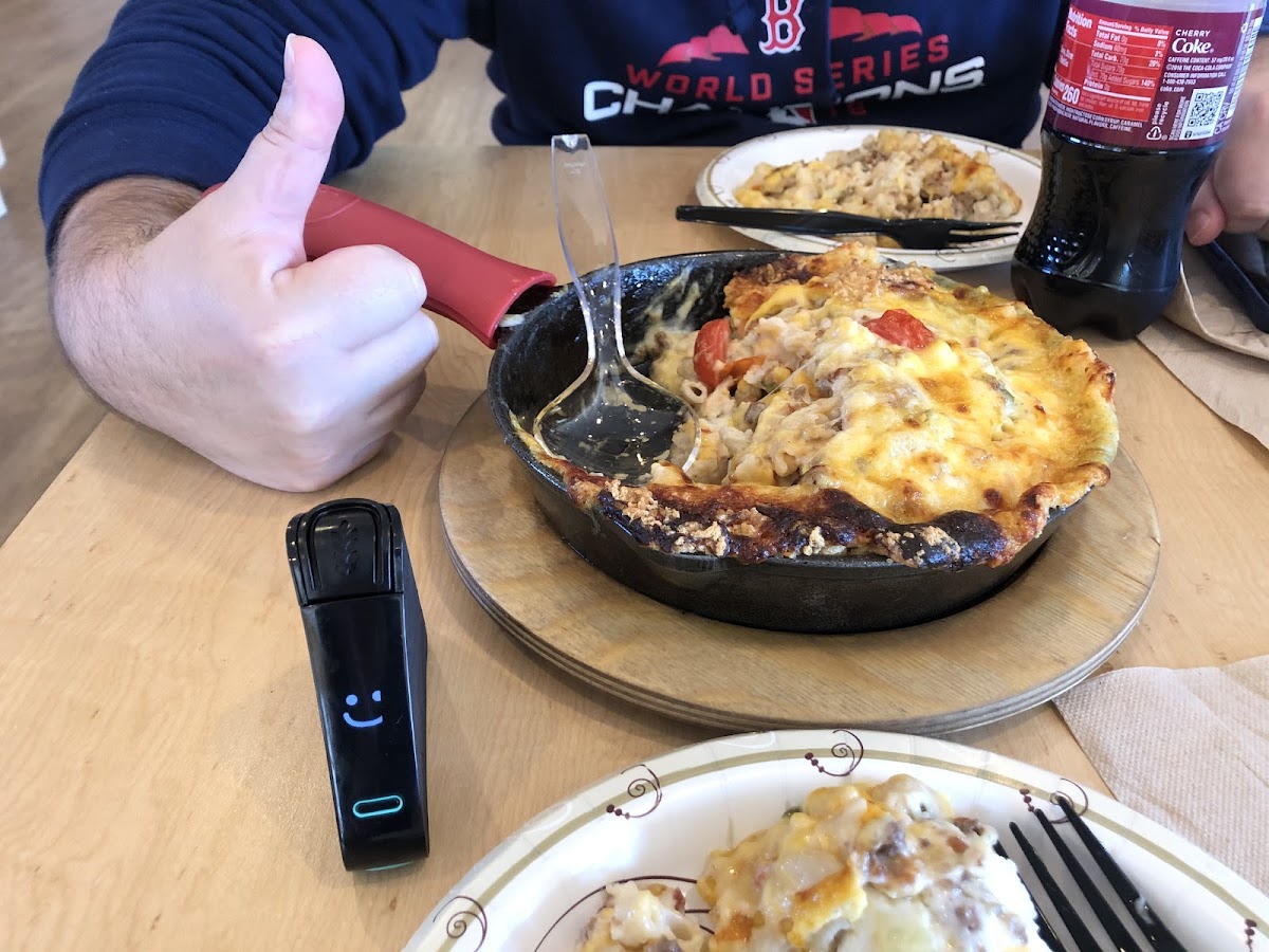 Deluxe Cheeseburger  Mac and Cheese all smiles on the Nima! It was super delicious!