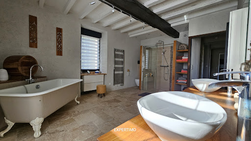 House with pool and terrace 3