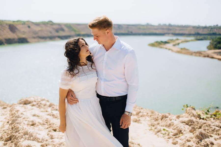 Wedding photographer Aleksandr Savchenko (savchenkosash). Photo of 3 February 2019