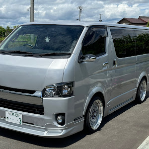 ハイエースバン KDH206V