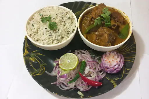 Jeera Rice With Chicken Handi [3 Pieces] And Salad [Serves 1]