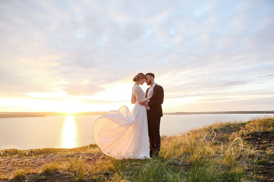 Fotógrafo de casamento Kirill Ermolaev (kirillermolaev). Foto de 20 de junho 2018