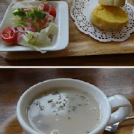 新橋B3 (Breakfast Brunch Bistro)