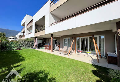 Apartment with terrace 19