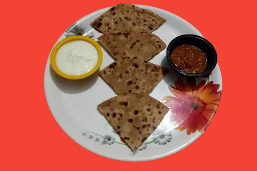 Garlic Lachha Cheese Paratha