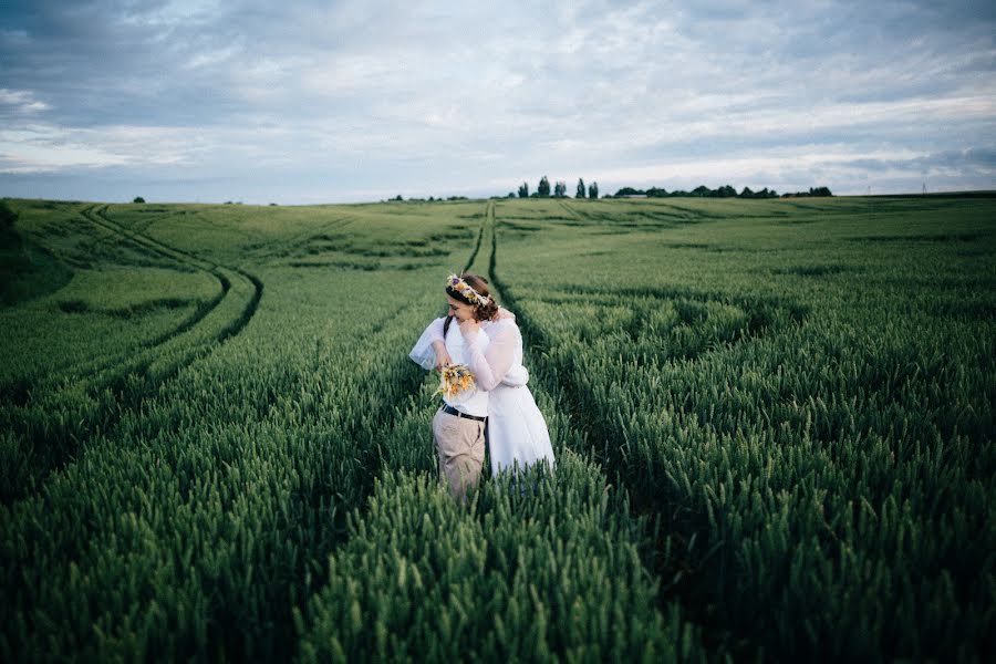 Fotógrafo de bodas Sasha Domaschuk (flemeri). Foto del 16 de julio 2021