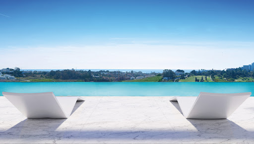 Appartement avec terrasse et piscine 5