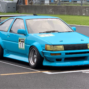 カローラレビン AE86