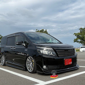 ヴォクシー ZRR80G