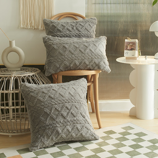 Title 3, Jacquard Plush Geometric Three-dimensional Thro...