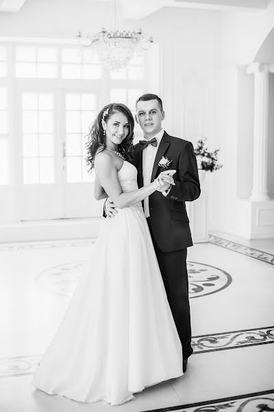 Fotógrafo de bodas Aleksandra Kudrina (girlweb). Foto del 30 de abril 2017