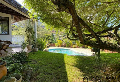 Maison avec piscine et terrasse 3