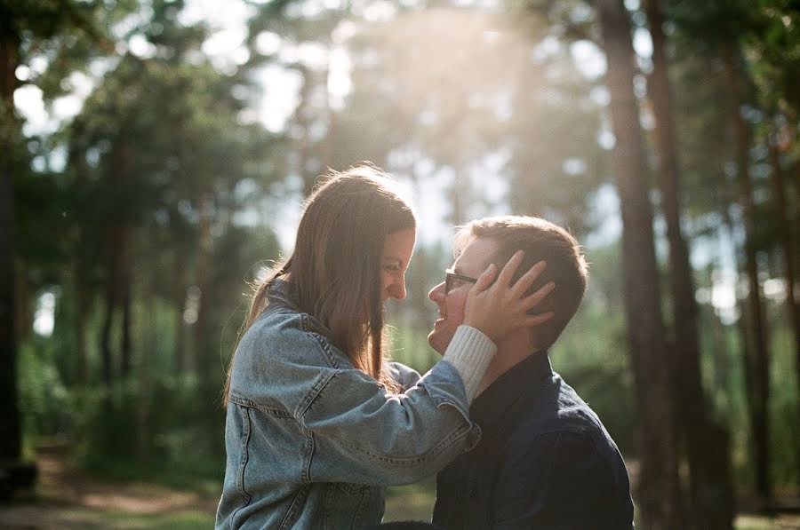 結婚式の写真家Lena Danilova (danilovalena)。2020 4月13日の写真