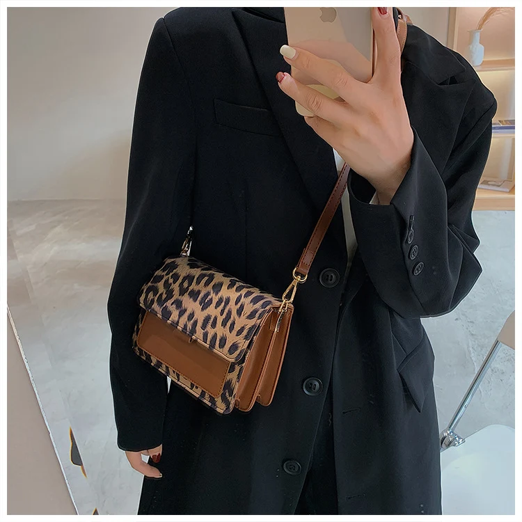 Title 4, Fashion Shoulder Bag Western Style All-match Me...