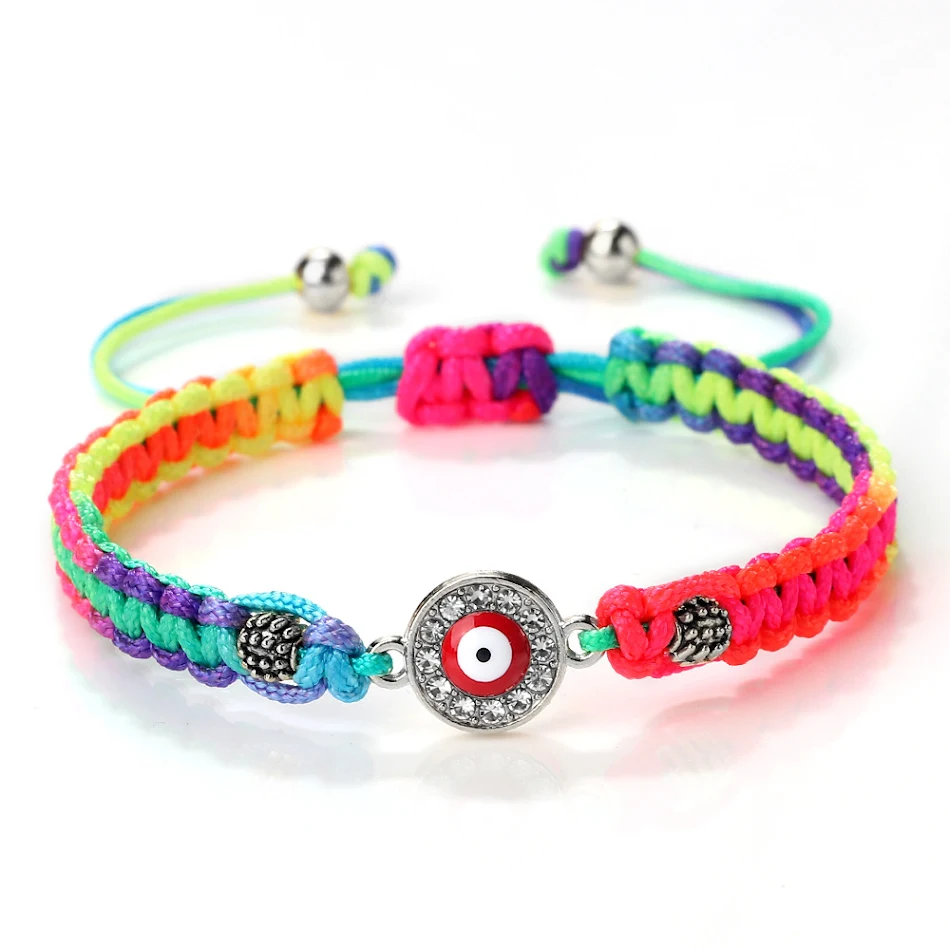 Duivels Oog Armband met rode touw veiligheidsslot. Bescherming en stijl gecombineerd. Een uniek accessoire voor dagelijks gebruik.