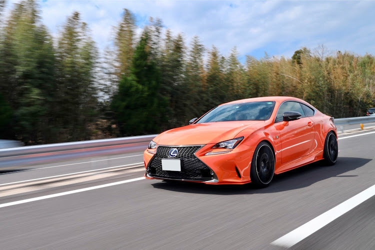 RCのレクサス・RCF・RC350Fsport・RC300hFsport・チッタナポリに関するカスタム事例の投稿画像1枚目