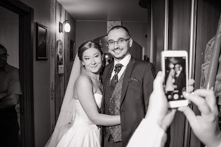 結婚式の写真家Katrin Shustrova (katrinshus)。2018 11月14日の写真