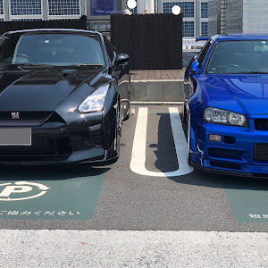 NISSAN GT-R R35